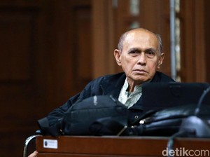 Profil Kivlan Zen yang Didakwa Kasus 4 Senpi Ilegal