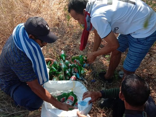 Pihak TN Komodo tak lelah untuk mengimbau wisatawan yang berkunjung ke Pantai Pink agar tidak meninggalkan sampah! (evanstevano/Komodo National Park-Indonesia/Instagram/Istimewa) Pihak TN Komodo tak lelah untuk mengimbau wisatawan yang berkunjung ke Pantai Pink agar tidak meninggalkan sampah! (evanstevano/Komodo National Park-Indonesia/Instagram/Istimewa)