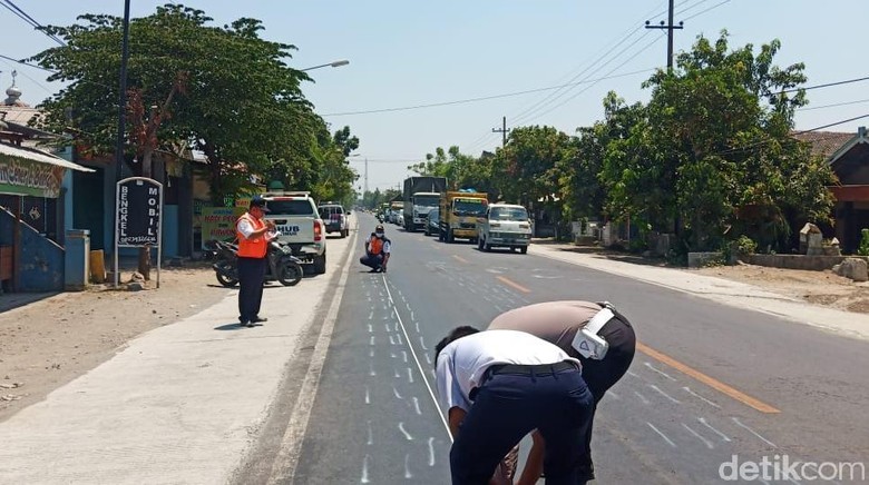 Firasat Warga Sebelum Kecelakaan di Nganjuk yang Tewaskan 3 Orang Firasat Warga Sebelum Kecelakaan di Nganjuk yang Tewaskan 3 Orang