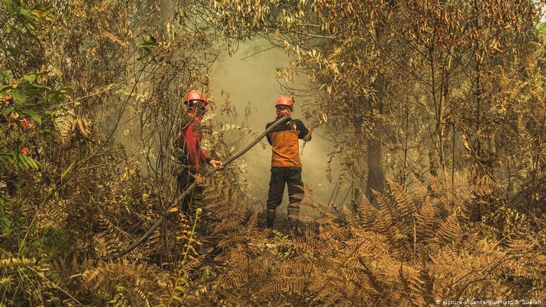 Atasi Kabut Asap dari Indonesia, Malaysia Rencanakan Hujan Buatan Atasi Kabut Asap dari Indonesia, Malaysia Rencanakan Hujan Buatan