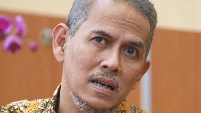 Poll Anggito Abimanyu
