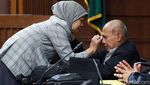 Tangisan Kivlan Zen di Sidang Kepemilikan Senjata Ilegal
