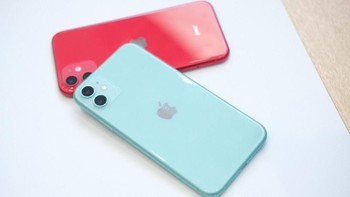 Mulai dijual 20 September,iPhone 11 dibanderol mulai USD 699 atau Rp 9,8 juta. di pasar Amerika Serikat. Sedangkan di Singapura, ponsel ini dilepas seharga SGD 1.149 atau Rp 11,7 juta. Sementara di Singapura Foto: Chris Velazco/Engadget