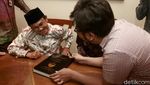 Melihat Kembali Perayaan Ulang Tahun BJ Habibie di Pesawat