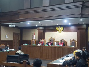 Jaksa Beberkan Detik-detik Romahurmuziy Kena OTT KPK di Surabaya