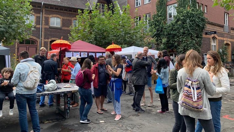 Semarak Indonesia ala Pasar Senggol di Kota Cologne Jerman Semarak Indonesia ala Pasar Senggol di Kota Cologne Jerman