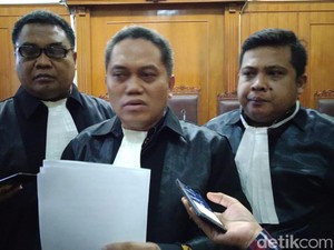 Satu Terdakwa Pembakar Polsek Tambelangan Ajukan Penangguhan Penahanan