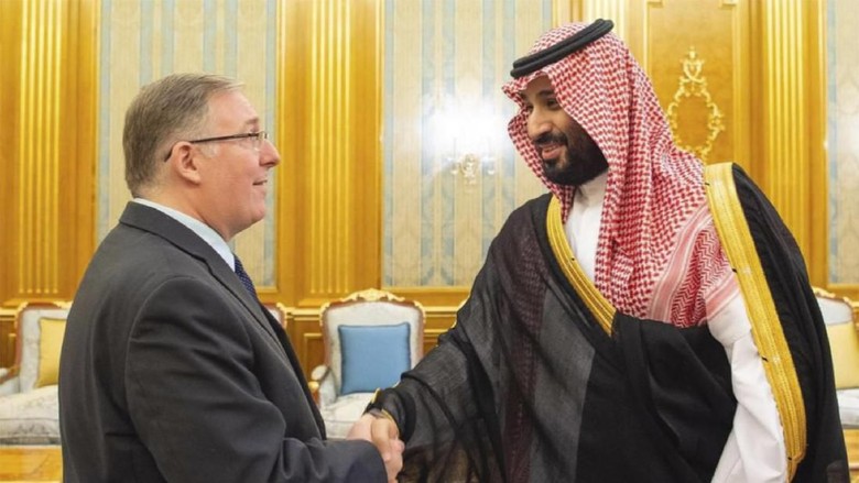 Putra Mahkota Saudi Gelar Pertemuan Langka dengan Delegasi Penginjil AS Putra Mahkota Saudi Gelar Pertemuan Langka dengan Delegasi Penginjil AS