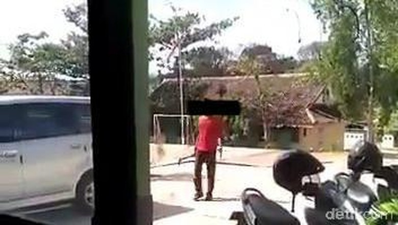 Disdik Gunungkidul Panggil Kepsek Buntut Siswa Ancam Guru Pakai Sajam Disdik Gunungkidul Panggil Kepsek Buntut Siswa Ancam Guru Pakai Sajam