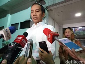 Jokowi Sampaikan Duka Mendalam Atas Wafatnya BJ Habibie
