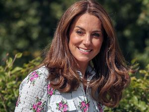 Kate Middleton Tiba di Pakistan, Baju Tradisional Jadi Andalan