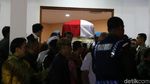 Peti Jenazah BJ Habibie Dibawa dari RSPAD