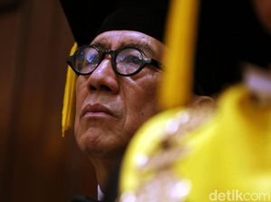 Mundur dari Menkum HAM Karena Jadi Anggota DPR, Yasonna: Balik ke Kampung