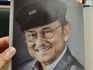 Duka Netizen atas Kepergian BJ Habibie