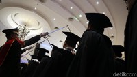 Yasonna merupakan dosen tidak tetap di STIK-PTIK. Pengukuhan Yasonna sebagai Guru Besar Ilmu Krimonologi berdasarkan surat keputusan Menteri Riset dan Pendidikan Tinggi Mohamad Nasir pada 11 Juli 2019.