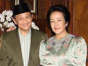 BJ Habibie Meninggal, Deretan Kutipan Romantisnya Ini Akan Selalu Dikenang