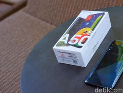 Unboxing Galaxy A50s, Ponsel Tiga Kamera & NFC Rp 4 Jutaan