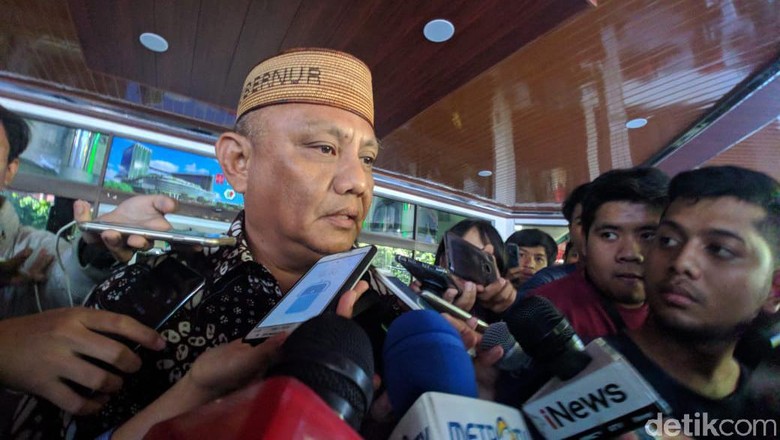 Gubernur Gorontalo Usai Jenguk Habibie: Kita Berdoa Ada Mukjizat Gubernur Gorontalo Usai Jenguk Habibie: Kita Berdoa Ada Mukjizat