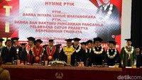 Sidang senat yang diselenggarakan Sekolah Tinggi Ilmu Kepolisian-Perguruan Tinggi Ilmu Kepolisian (STIK-PTIK) dalam rangka mengukuhkan Yasonna Laoly sebagai Guru Besar Ilmu Kriminologi digelar di auditorium STIK-PTIK, Kebayoran Baru, Jakarta Selatan, Rabu (11/9/2019).