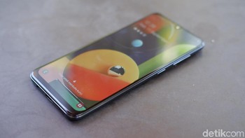 Ditenagai Exynos 9611. Foto: Adi Fida Rahman/detikINET