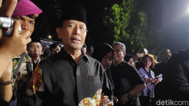 Kenangan Wiranto soal Sidang Istimewa BJ Habibie Kenangan Wiranto soal Sidang Istimewa BJ Habibie