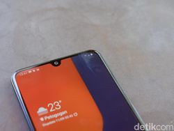 Unboxing Galaxy A50s, Ponsel Tiga Kamera & NFC Rp 4 Jutaan