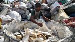 Mengubah Sampah Mendulang Rupiah