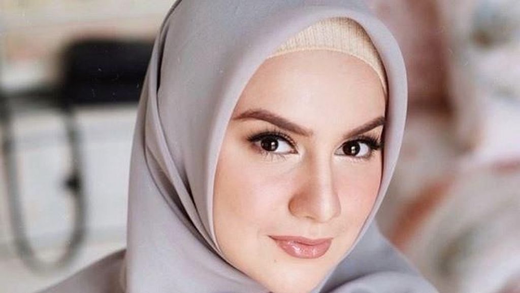 Pendarahan, Irish Bella Harus Rawat Inap Pendarahan, Irish Bella Harus Rawat Inap