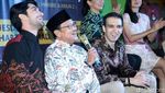 Melihat Kembali Perayaan Ulang Tahun BJ Habibie di Pesawat
