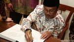 Melihat Kembali Perayaan Ulang Tahun BJ Habibie di Pesawat
