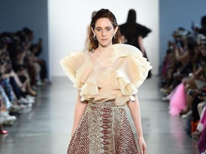 Inilah 15 Karya 4 Desainer Indonesia di New York Fashion Week 2019