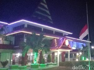 BJ Habibie Meninggal Dunia, Pemkot Parepare Kibarkan Bendera Setengah Tiang