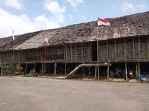 5 Rumah Adat di Kalimantan Barat, Bukan Cuma Rumah Betang