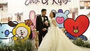 Viral Pernikahan Kpopers Indonesia Bertema BTS, Bikin Gemas Para Army