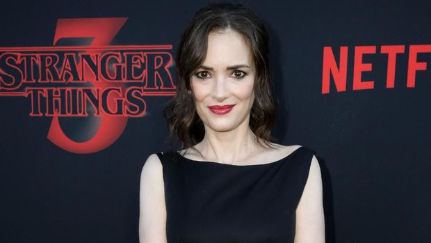 Winona Ryder SANTA MONICA, CALIFORNIA - JUNE 28: Winona Ryder attends the