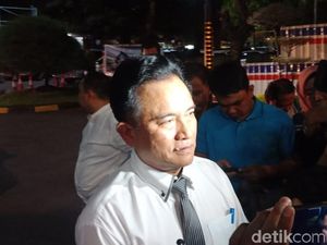 Yusril Kenang Proses Pergantian Presiden Soeharto ke BJ Habibie