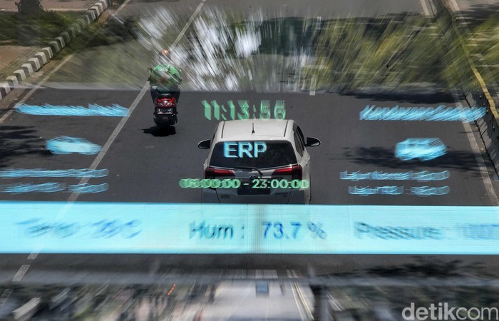 Sistem jalan berbayar atau electronic road pricing (ERP) di DKI Jakarta dibatalkan tahun ini. Yuk tengok lagi Jalan Rasuna Said yang akan menerapkan sistem ERP.