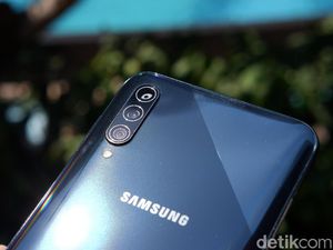 Laba Melonjak, Samsung Bayangi Huawei Smartphone Nomor 1 Dunia
