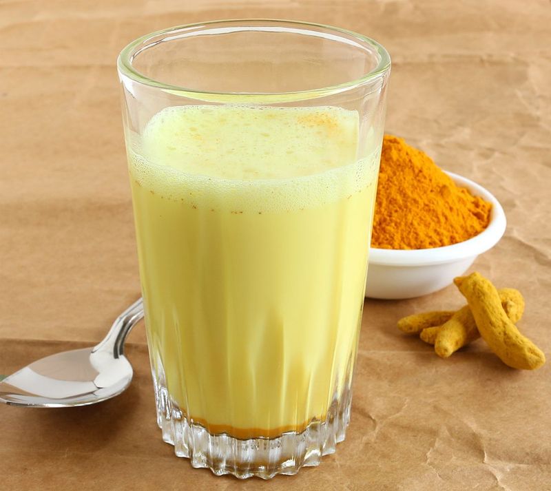 racikan golden milk