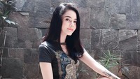 Selain itu Citra juga kerap menjadi model. Dok. Instagram/ncit90