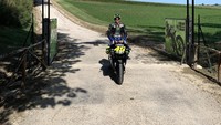Di kota inilah terletak markas fanclub Rossi. Di sana jugalah Rossi banyak menghabiskan waktunya untuk berlatih dan mendidik pebalap-pebalap muda berbakat di VR46 Riders Academy. Jangan lupa kalau Rossii juga punya trek balap pribadi dalam sebuah area yang disebut Motor Ranch. Foto: Dok. Yamaha Motor Racing
