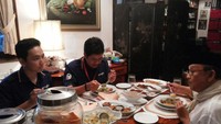 Sosoknya yang ramah, membuat ia disukai banyak orang. Mulai dari kalangan tua, hingga kalangan muda, semuanya mengidolakan sosok Habibie yang menginspirasi. Foto: Istimewa