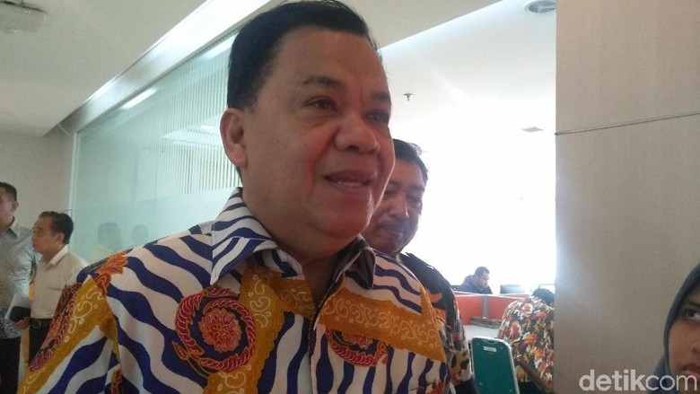 MKGR Dukung Airlangga Jadi Ketum Golkar Lagi MKGR Dukung Airlangga Jadi Ketum Golkar Lagi