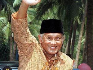 Mengenang Perjalanan Hidup Mendiang  BJ Habibie