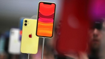 Seperti pendahulunya, iPhone 11 dibuat warna-warni. Foto: Justin Sullivan/Getty Images