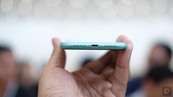 iPhone 11 mendukung Dolby Atmos. Foto: Chris Velazco/Engadget