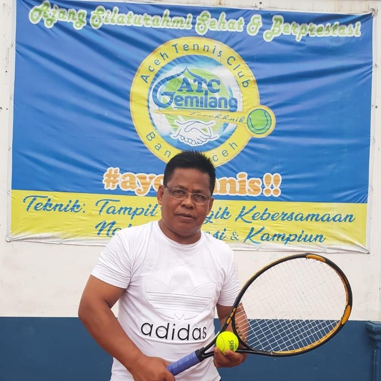 Pemkot Banda Aceh Gelar Turnamen Tenis Berhadiah Rp 25 Juta Pemkot Banda Aceh Gelar Turnamen Tenis Berhadiah Rp 25 Juta