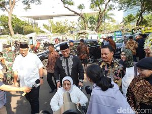 Takziyah BJ Habibie, Anies Bebaskan Ganjil Genap Pagi Ini
