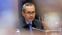 Hari ini sebanyak 5 capim KPK akan mengikuti fit and proper test tahap dua. Adapun 5 capim dimaksud yakni Alexander Marwata, Johanis Tanak, Luthfi Jayadi Kurniawan, Firli Bahuri dan Roby Arya.