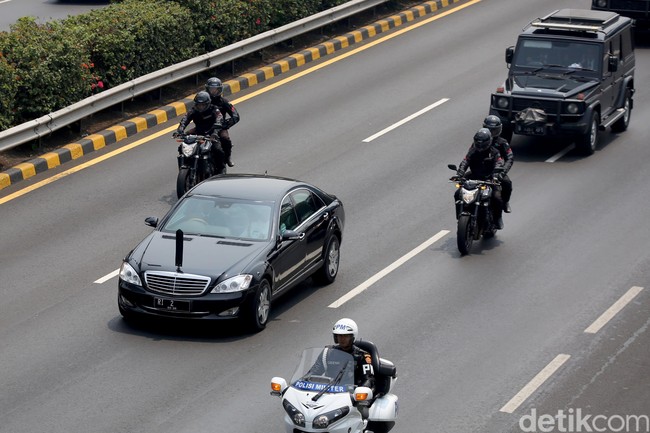 Terpopuler: 20 Mobil Terlaris, Kesan Jadi Sopir RI-1